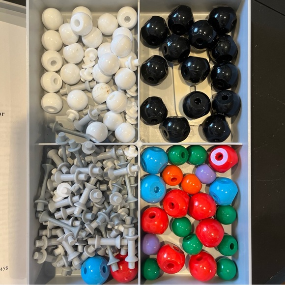 Prentice Hall Molecular Model Molecular Model Set for Organic Chemistry - Picture 3 of 3